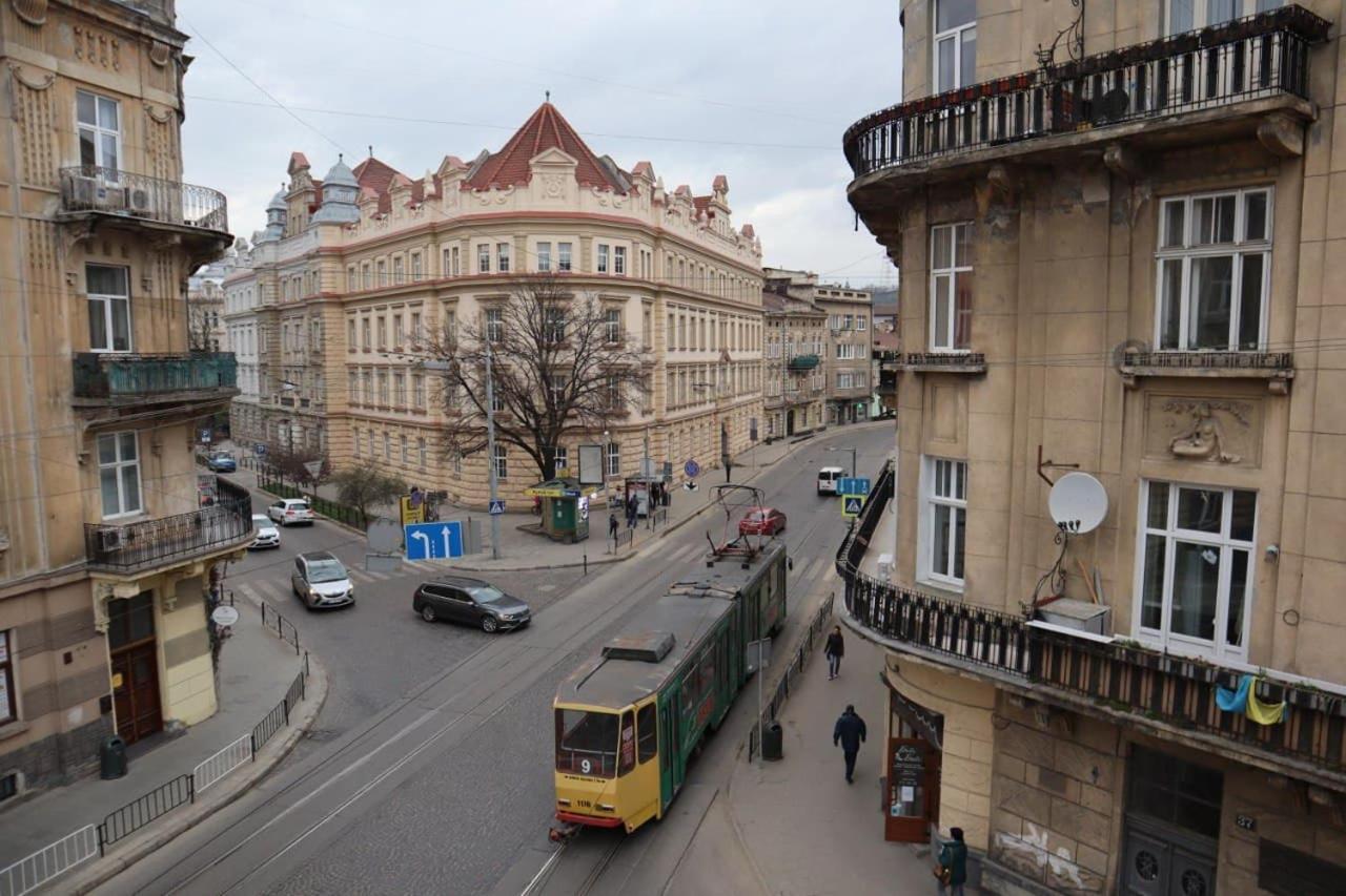 If Hostel Львів Екстер'єр фото