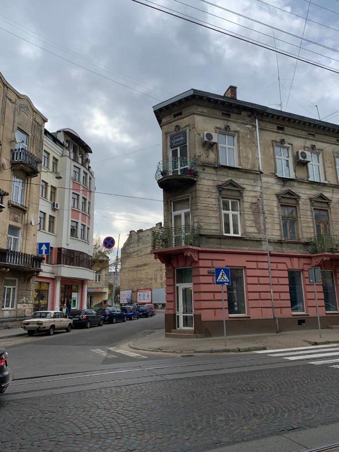 If Hostel Львів Екстер'єр фото